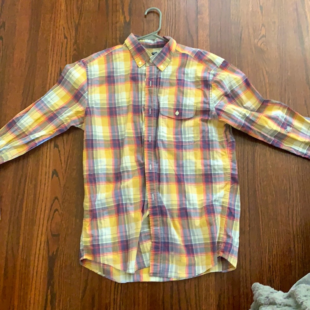 Gap long sleeve plaid button down